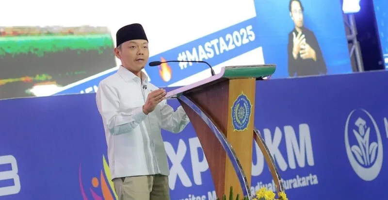 Wamen Fajar Ajak Mahasiswa Baru UMS 2025 Siapkan Diri Hadapi Dunia Nyata