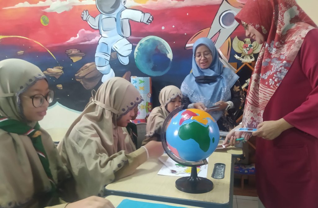 Belajar dari Orang Tua: Siswa SD Musix Dapat Inspirasi Geografi dan Pengendalian Diri