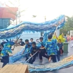 Tarian Liang Liong MTs Muhammadiyah 19 Surabaya Pukau Pengunjung Art Exhibition Perupa Jawa Timur