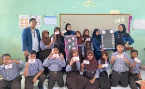 Mahasiswa KKN UMG Kenalkan Kosakata Rasa Makanan lewat ‘Sweet vs Salty Sort Game’