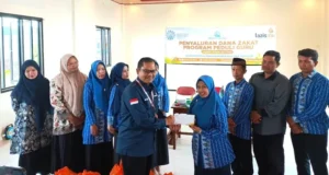 Lazismu Jatim dan Tulungagung Bersinergi Salurkan Dana Zakat untuk Program Peduli Guru