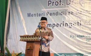 Mendikdasmen: Keikhlasan dan Kesederhanaan di Pesantren Cetak Generasi Berkarakter