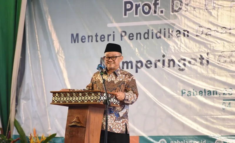 Mendikdasmen: Keikhlasan dan Kesederhanaan di Pesantren Cetak Generasi Berkarakter