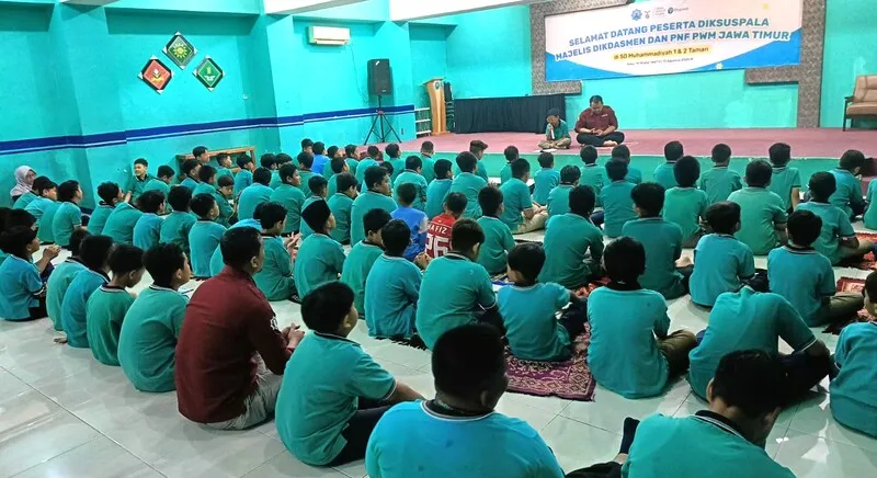 Menyemai Iman dan Disiplin: Siswa SD Mumtaz Biasakan Shalat Dhuha Berjamaah Sebelum KBM Dimulai