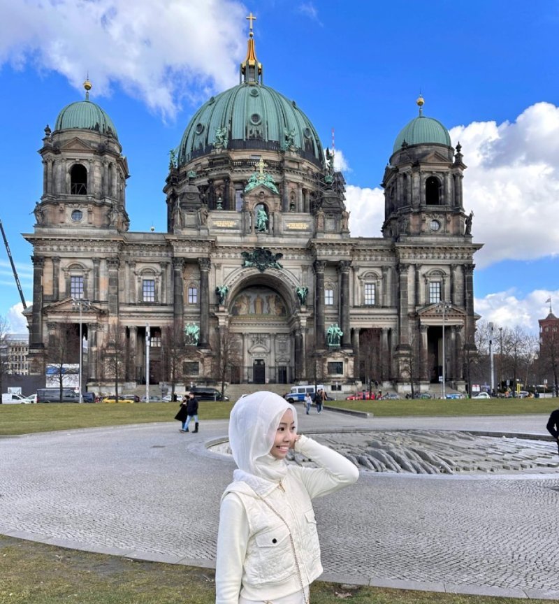 Kisah Zera, Mahasiswi Muhammadiyah yang Tembus Student Exchange ke Polandia