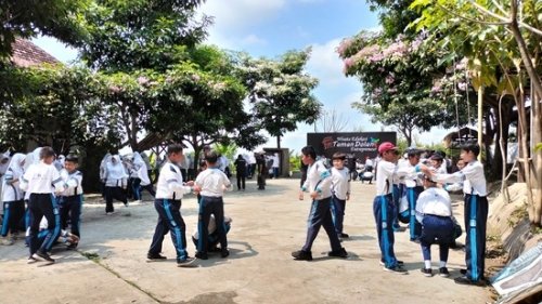 Petualangan Dimulai, 119 Siswa SD Muhammadiyah GKB 2 Gresik Belajar dari Alam
