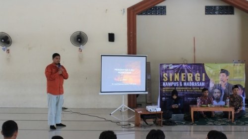 Masela Gelar Seminar Sinergi Kampus dan Madrasah