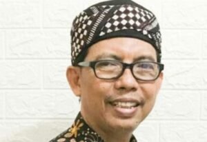 Pejabat, Fasilitas, dan Kritik