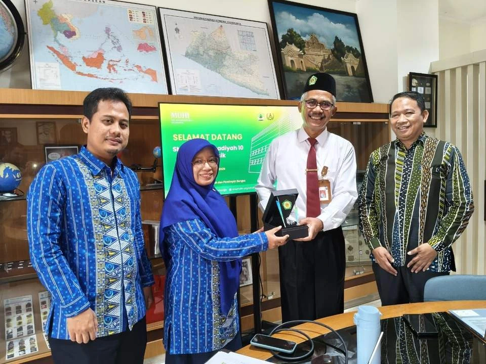 Benchmarking Ke Yogyakarta, Smamio Mantapkan Program Kelas Internasional dan Pengembangan Asrama At-Tanwir