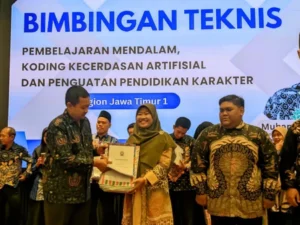 Guru SMAMDA Jadi Peserta Terbaik Bimtek Koding Kecerdasan Artifisial
