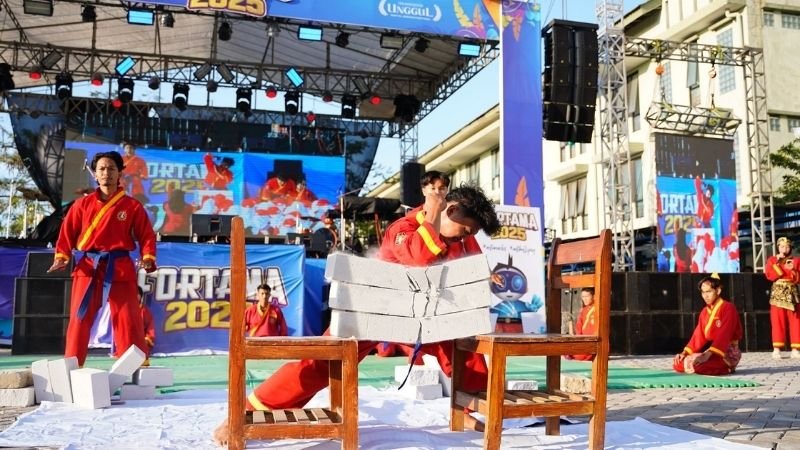 Malam Inagurasi Fortama 2025 Jadi Ajang Mahasiswa Mengenal UKM Umsida