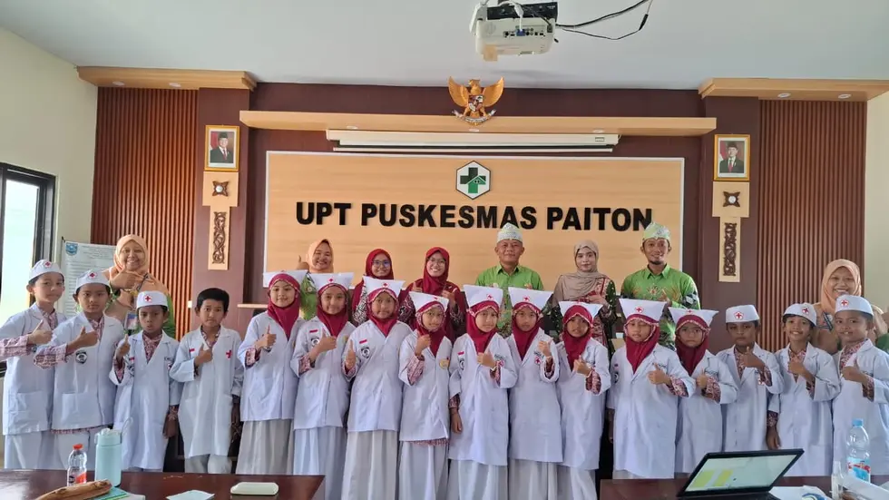 Dokter Cilik SD Muhammadiyah 1 Paiton Belajar Promosi Hidup Sehat