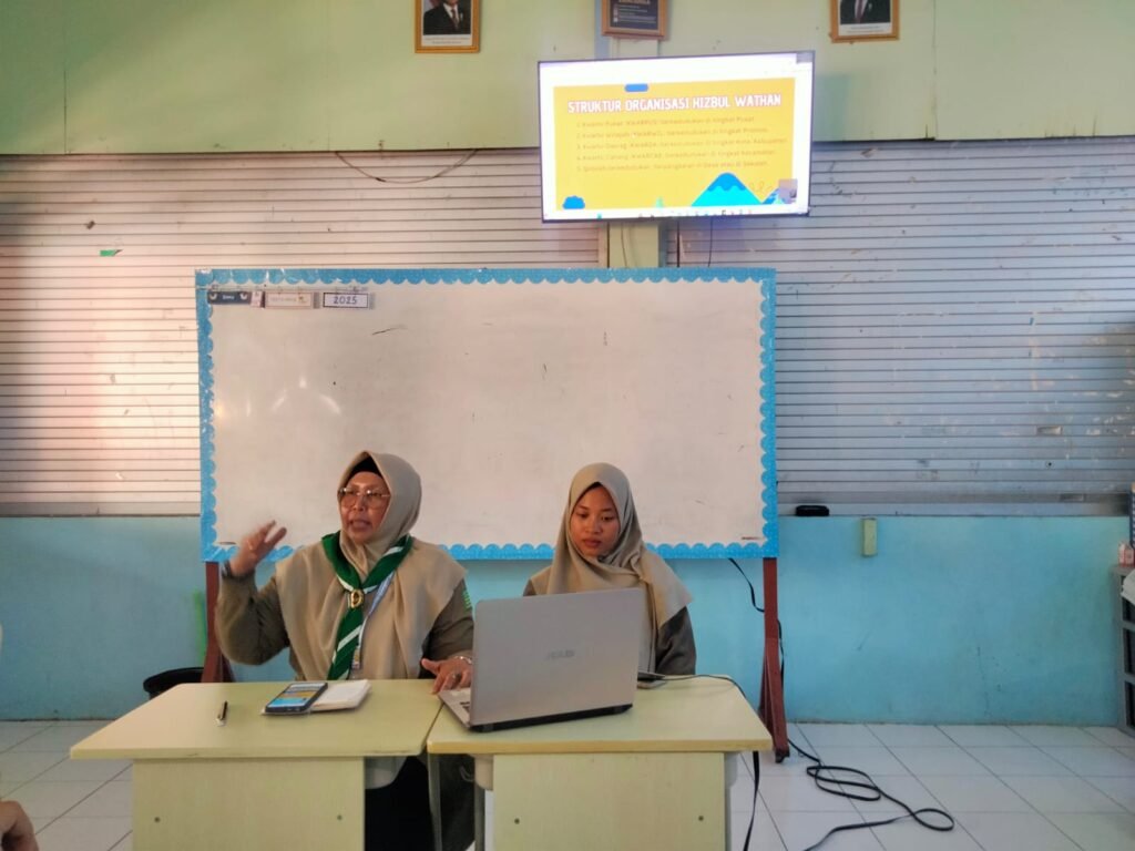 Guru dan Karyawan SD Muri Dibekali Pelatihan Hizbul Wathan