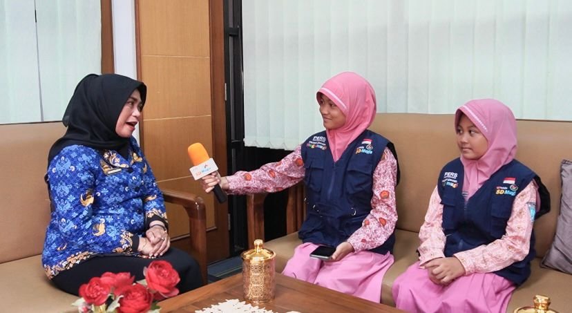 Warcil SD Muga Pandaan Wawancarai Kadis Pendidikan Pasuruan