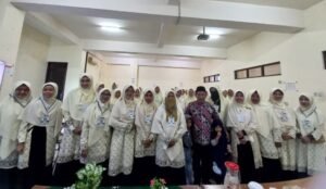 Fathurrahim Syuhadi Sampaikan Tujuh Bekal sebagai Instruktur Nasyiatul Aisyiyah di LINA 1 PDNA Lamongan