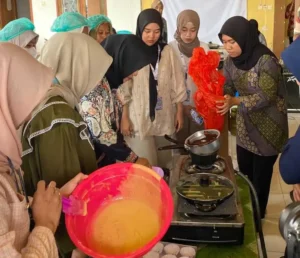 KKN Umla Bersama Disperindag dan Koko Nono Lanjutkan Inovasi Produk Olahan Lokal