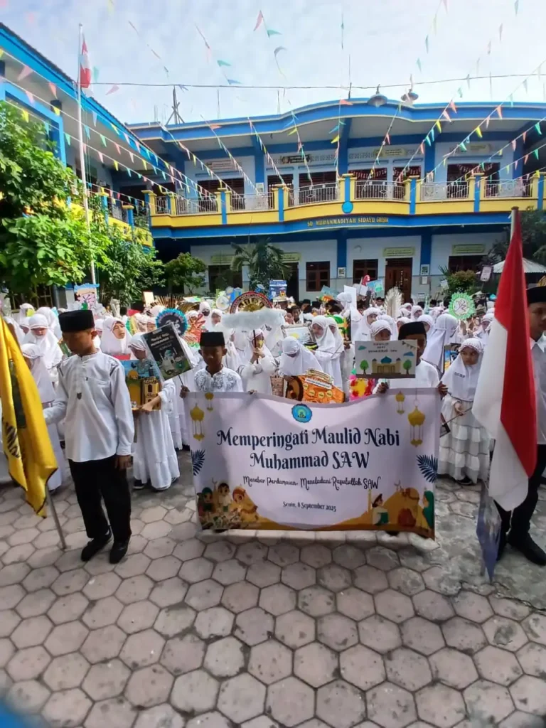 Menebar Perdamaian, Meneladani Akhlak Rasulullah SAW.