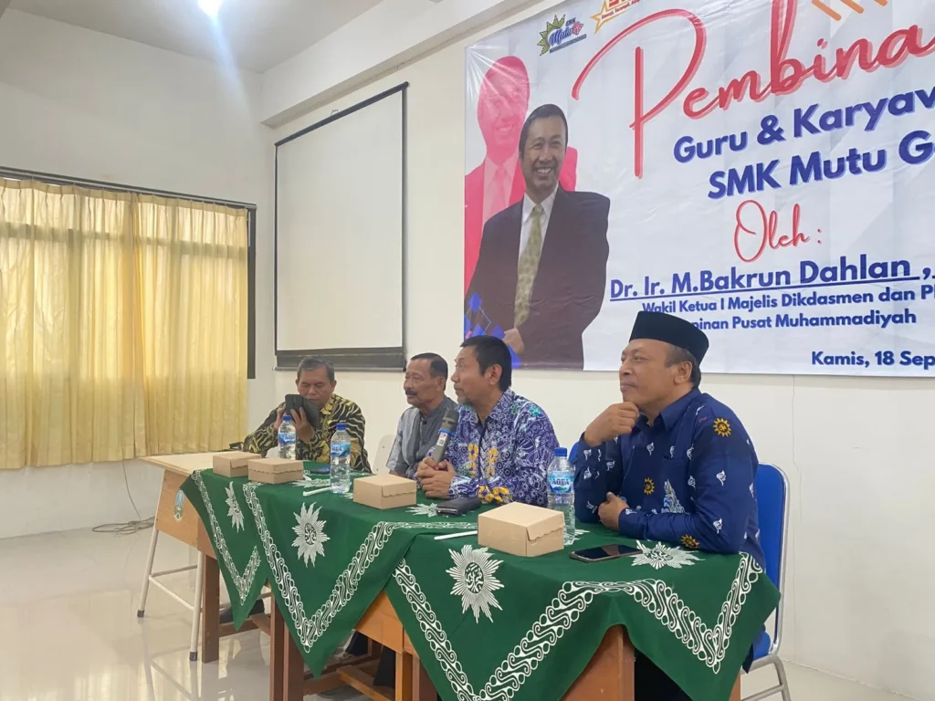 SMK MUTU GO Gelar Pembinaan Guru dan Karyawan, Hadirkan Dr M Bakrun Dahlan