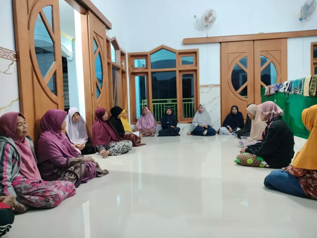 Pengajian Anggota ‘Aisyiyah Kelompok An Nuur: Silaturahmi, Kajian, dan Dukungan Nyata untuk Amal Usaha