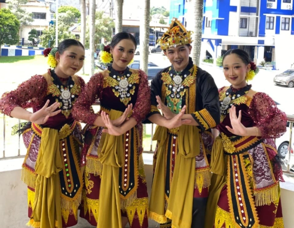 Membanggakan, Mahasiswa Unmuh Jember Raih Juara Dance Internasional