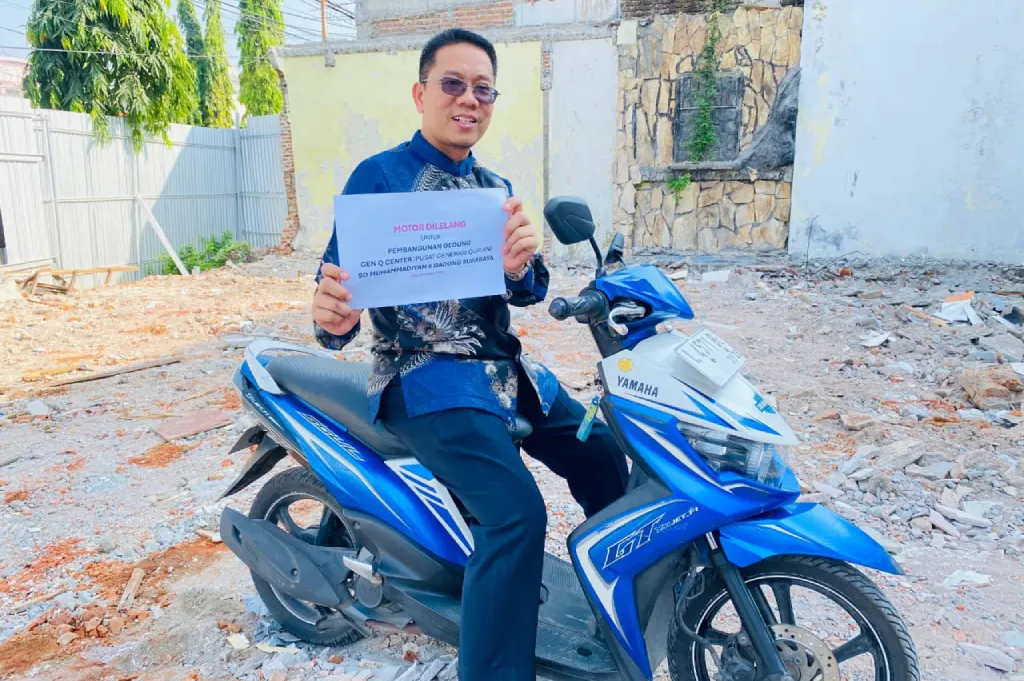 Demi Pendidikan, Kepala SD Musix Surabaya Lelang Motor untuk Gedung Baru