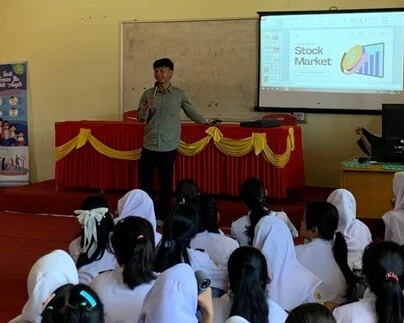 Mahasiswa KKN-MAs Kelompok 93 Adakan Edukasi Kesehatan dan Sosialisasi Investasi