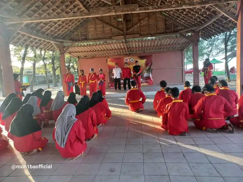 Pimcab V Babat Memotivasi Peserta Orientasi Tapak Suci SMA Muhammadiyah 1 Babat