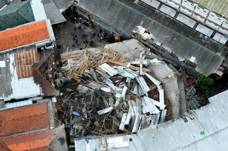 Respons Cepat MDMC Jatim Atasi Tragedi Ambruknya Bangunan Ponpes di Sidoarjo