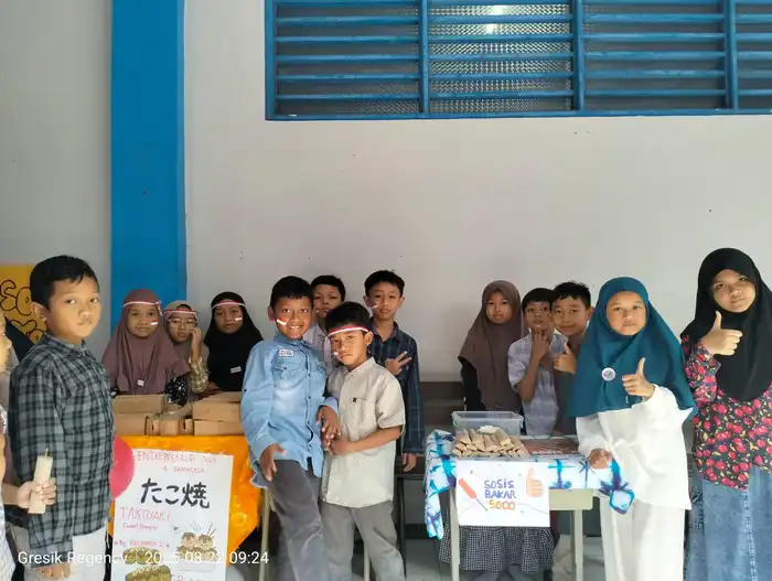 Serunya Pengusaha Cilik Berlian Primary School Jualan Kreatif di Youngpreneur Day