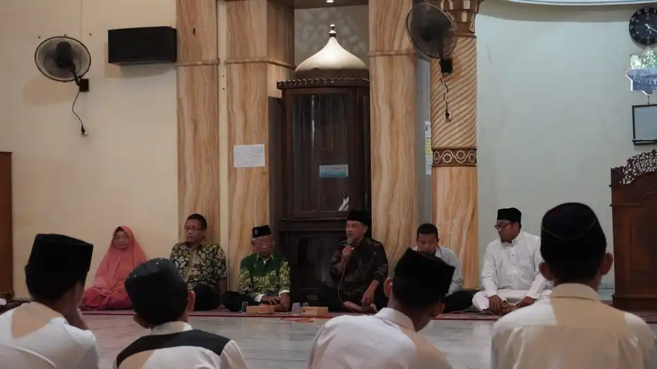 Siswa Mamsaka Khotmil Qur’an di Daurah Tahfidzul Qur’an Angkatan 23 Ponpes Karangasem