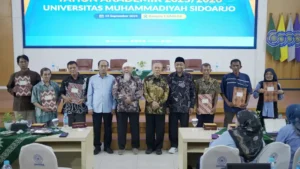 Umsida Berangkatkan 6 Pegawai Umroh sebagai Apresiasi Pengabdian