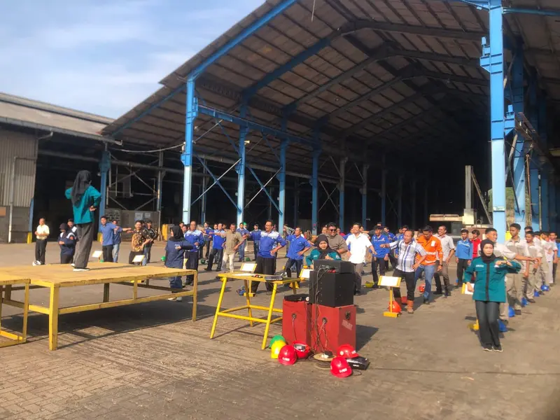 Safety Talk Bernuansa Kebangsaan, Mahasiswa UMG Perkenalkan 5R di HUT ke-80 RI