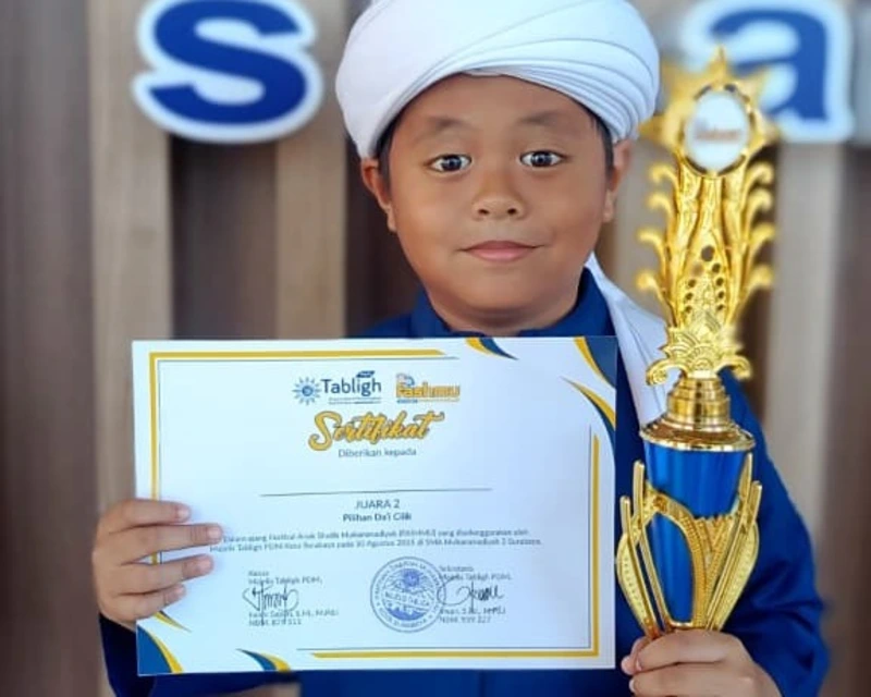 Gemilang! Erlangga, Duta SDM Limas Sabet Juara Dai Cilik FASHMU Surabaya 2025