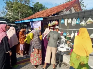 Bangkit Pasca Pandemi, PRA Medokan Semampir Hidupkan Lagi Cantelan Berkah