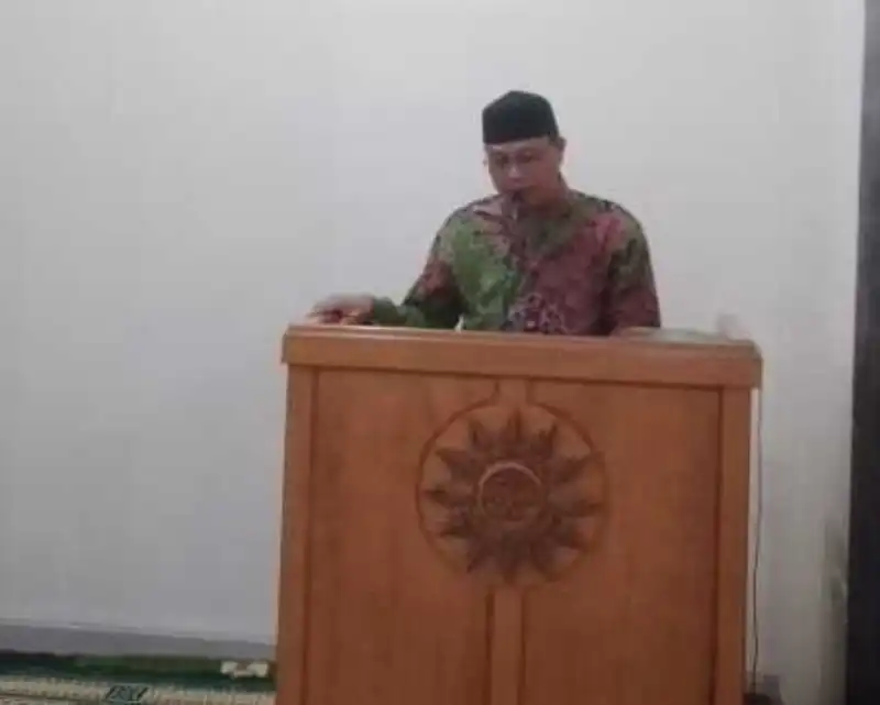 Khatib Al-Falah Jalen Ingatkan Tujuh Adab Sambut Gerhana Bulan