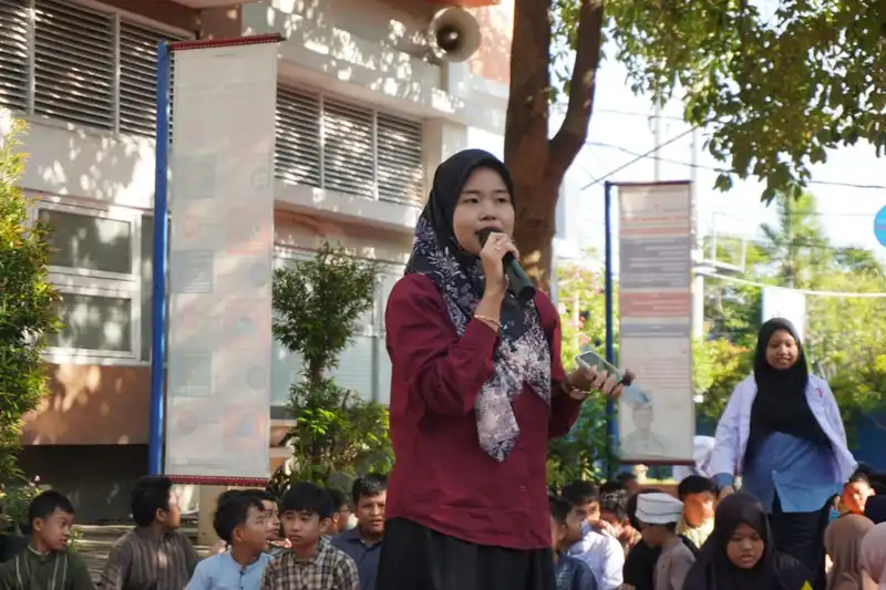 Cegah Cacingan, SD Muhammadiyah 2 GKB Wujudkan Generasi Sehat