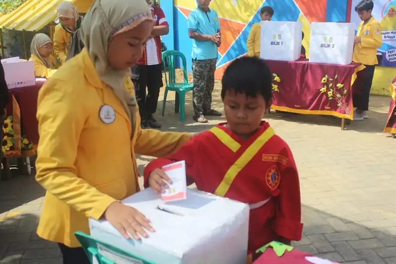 Tahun Ketiga, Sekolah Kreatif Menganti Sukses Gelar Pemilu Raya IPM Kids