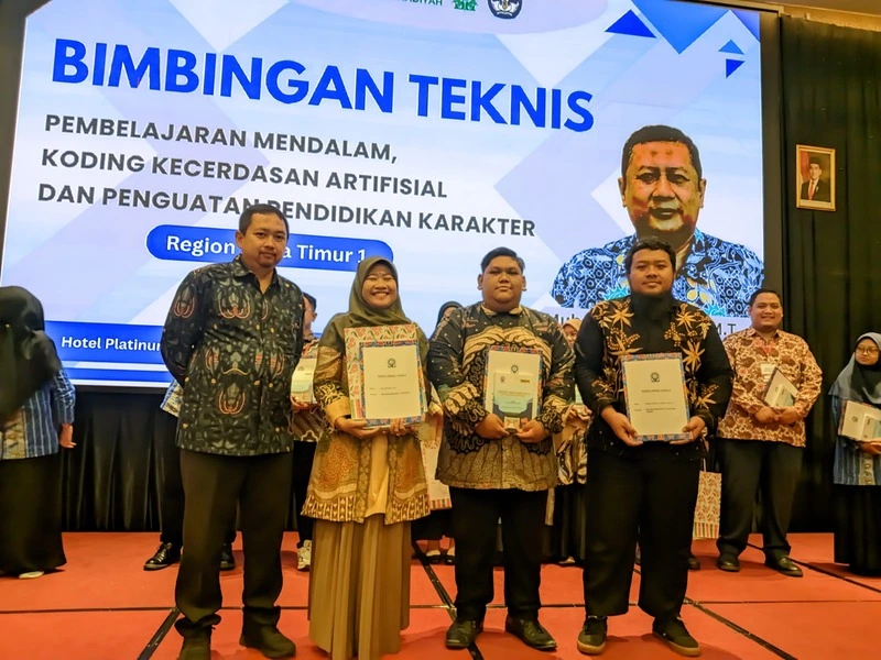 SMAMIV Raih Peringkat Terbaik Kedua dalam Bimtek Tiga Topik Strategi Pendidikan