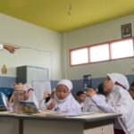 Seni Membuat Soal HOTS: Cara Guru Menyalakan Otak Anak SD