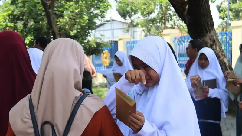 Positive Mental Character Vol 4: Merajut Komunikasi Positif Orang Tua, Anak, dan Sekolah