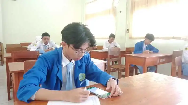 STS Gasal 2025 SMA Muha Genteng Menggunakan Sistem UTBK