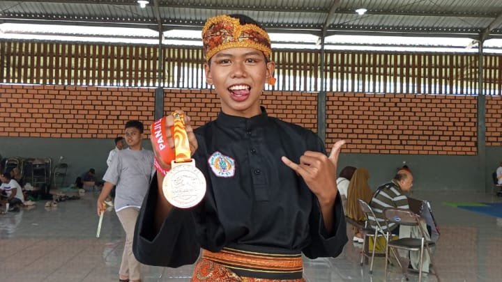 Satu Lagi, Prestasi Siswa SMA Muha Genteng Juara 3 Kabupaten Dipersembahkan Oleh Peserta Pemula