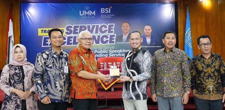 Tingkatkan Kualitas, Ratusan Peserta Dilatih Layanan Prima di UMM
