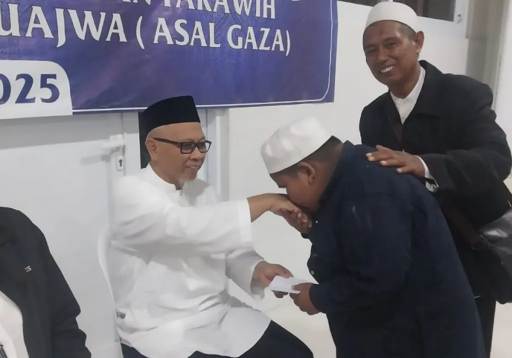 Cucu KH Mas Mansur, Dr. Arfan Fahmi, Berikrar Wakaf Sebelum Wafat