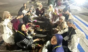 Bakar-Bakar Sate Pentol Jadi Penutup Manis Hari Pertama Tahfidz Camp ke-5 Spemutu Gresik