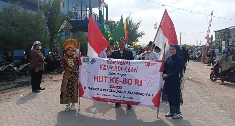 Muhammadiyah dan NU Warulor Bersatu Gelar Karnaval HUT ke-80 RI
