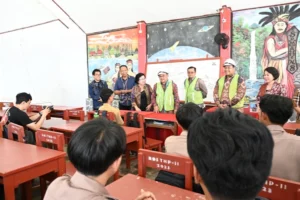 Rp1,55 Miliar untuk SMAN 8 Manado, Menteri Mu’ti: Pendidikan Bermutu Harus Merata