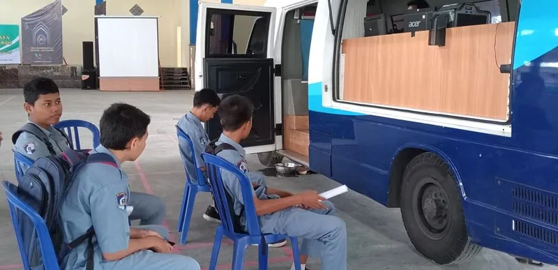 Fasilitasi Layanan Administrasi Kependudukan, SMK Muda Genteng Gandeng Disdukcapil Banyuwangi