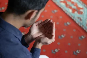 Istighfar Itu Pelipur Hati dan Penarik Rahmat Ilahi