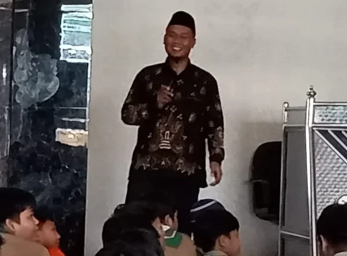 Berbagi Kisah, Alumni SMP Muhammadiyah 7 Cerme Bangkitkan Semangat